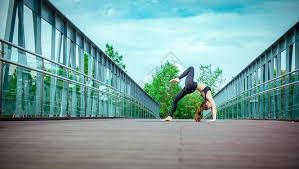 ＂WCBA常规赛第12轮综述：东莞女篮20分大胜江苏 12连胜保持不败 张子宇首秀15+6